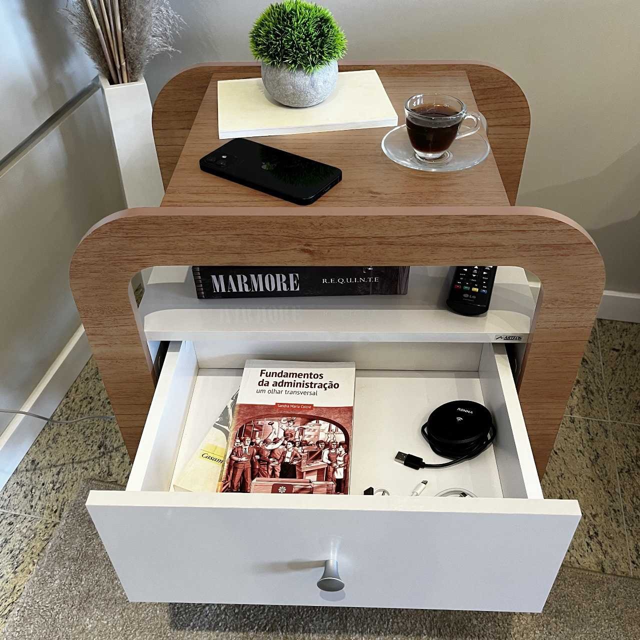 Mesa de Cabeceira Theo Com USB - Cinamomo/Off - Imagem 3