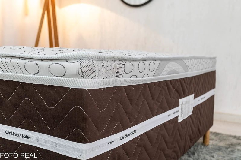 Roupeiro Dubai C/Espelho 3 Pts. 3 Gav. Branco Larg. 1.79m Carioca + Cama Box Casal Livina Molas Ensacadas 138x188x58 Orthoside - Imagem 9